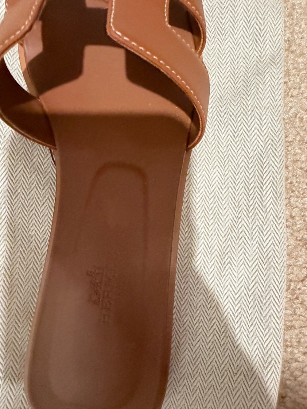 Hermes Oran sandals - Picture 2 of 6
